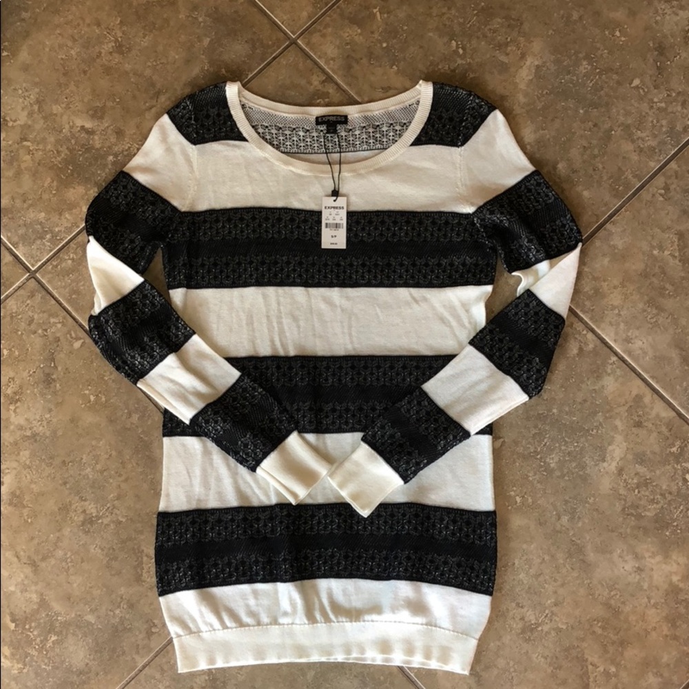 Express Long Sleeve - Picture 1 of 6